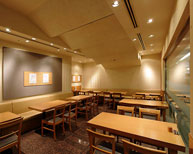 平成19年（2007年）横浜ランドマーク店店舗をリニューアル